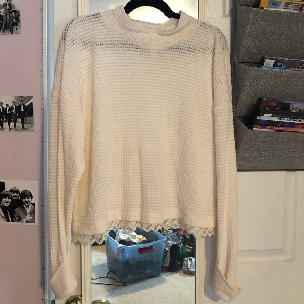 Xhilaration - long sleeve top with lace trim!